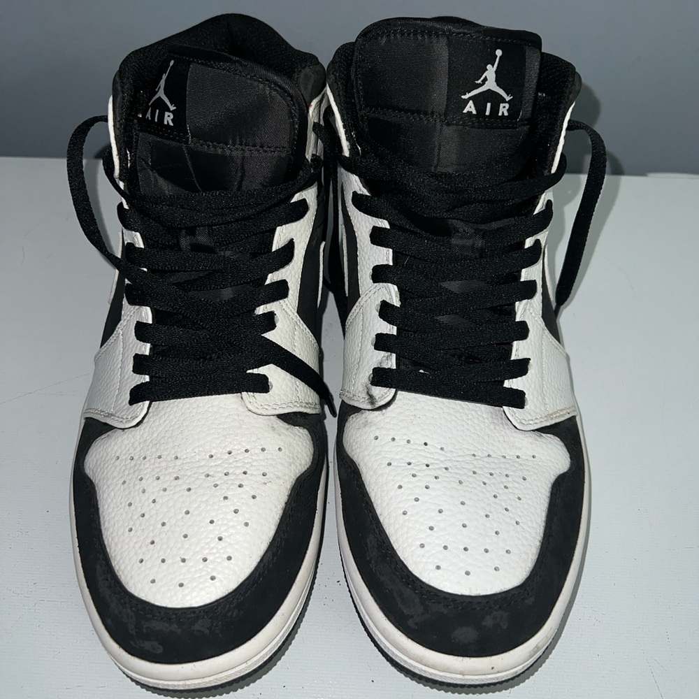 Air Jordan I Retro High Tuxedo (Black & White)